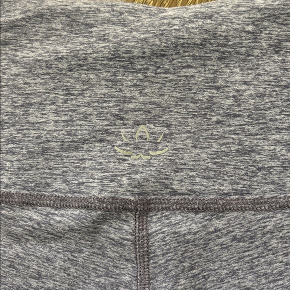 Beyond Yoga Biker Shorts - Picture 2 of 5